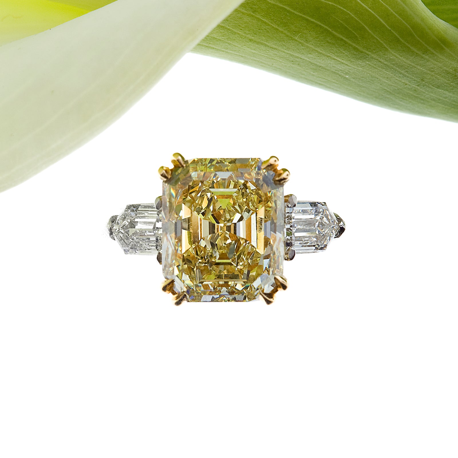 Fancy Color Diamond Jewelry