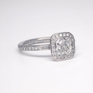 Platinum Endless Love Diamond Engagement Ring\