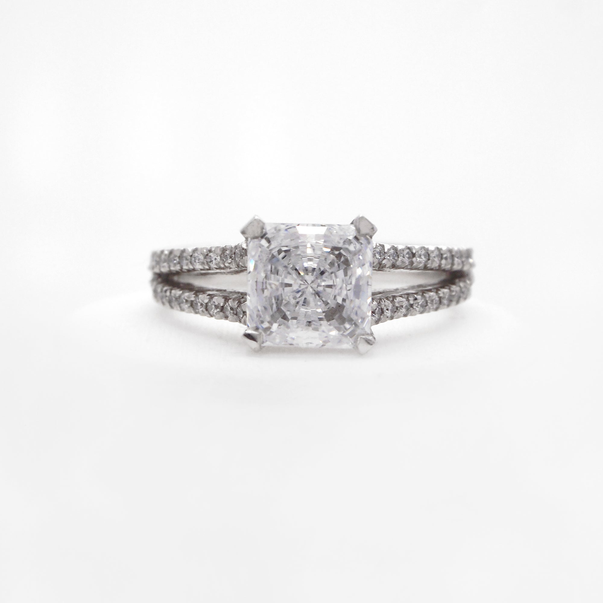 Platinum Classic Split-Shank Diamond Engagement Ring
