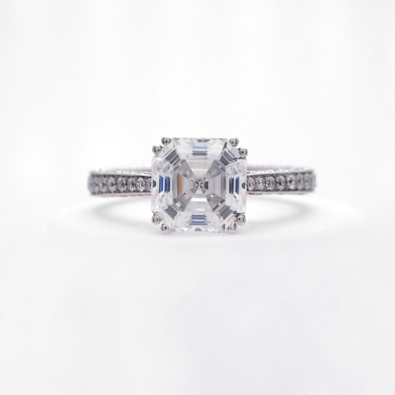 Platinum Diamond Engagement Ring