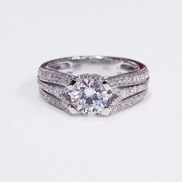 14K White Gold Diamond Engagement Ring