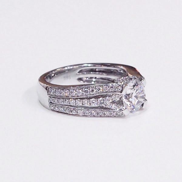 14K White Gold Diamond Engagement Ring