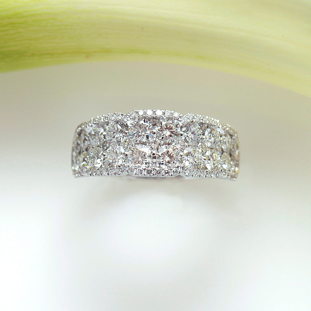 White Gold Brilliant Cut Diamond Wedding Band