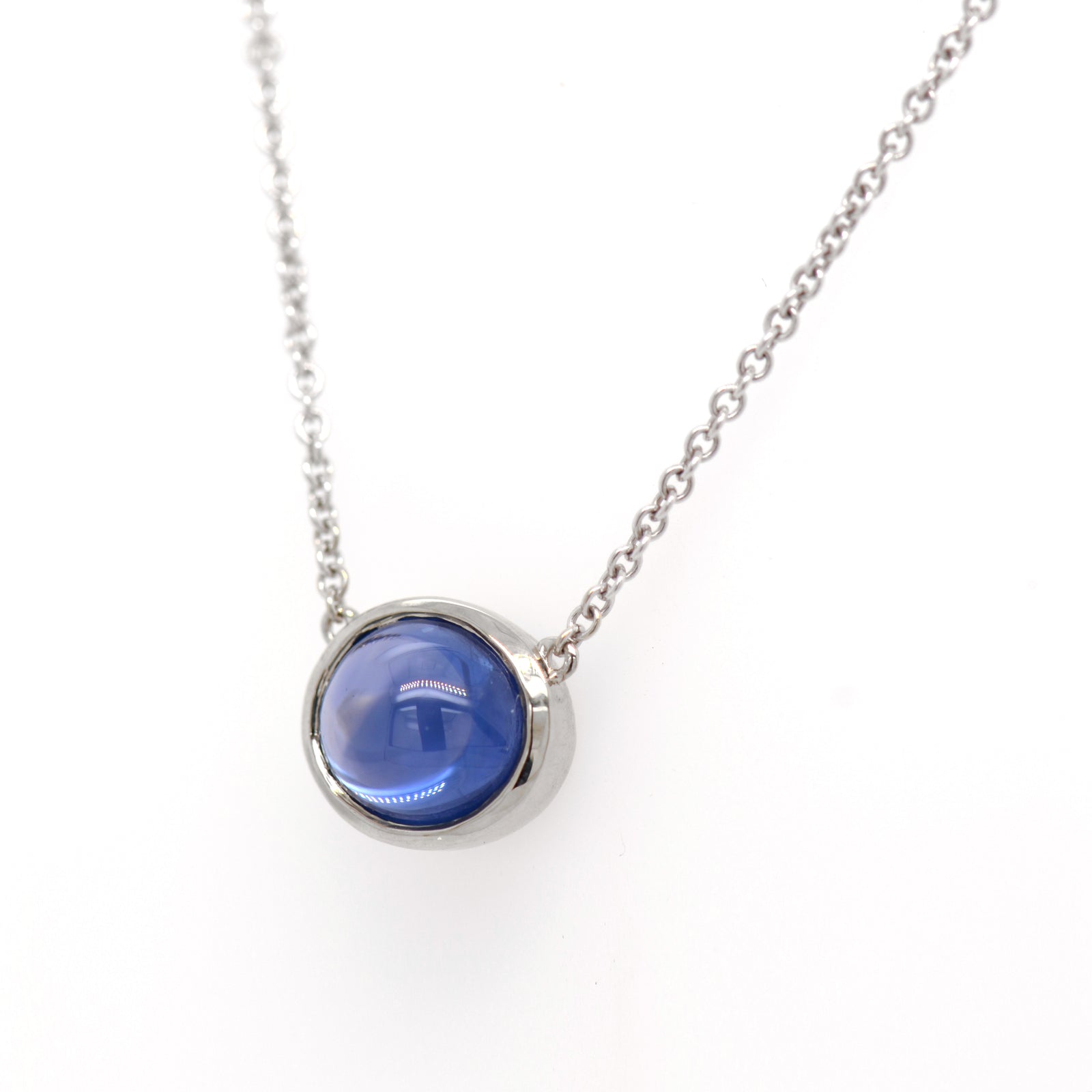 14K White Gold Cabochon Sapphire Necklace