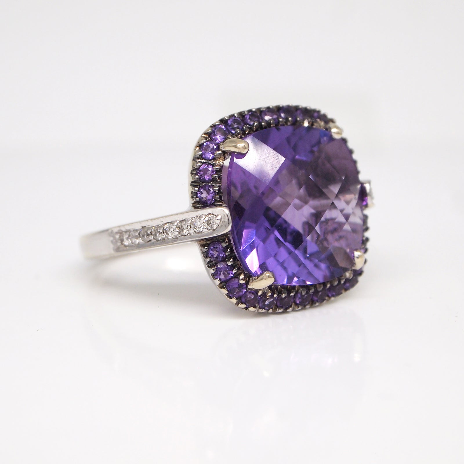 14K White Gold Amethyst And Diamond Ring