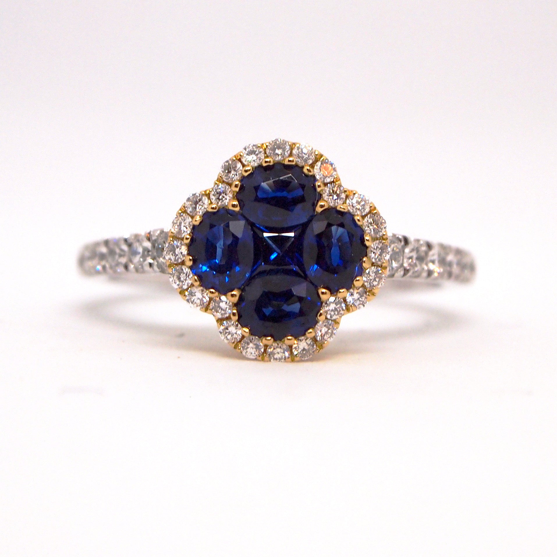 18K White And Yellow Gold Sapphire And Diamond Clover Ring