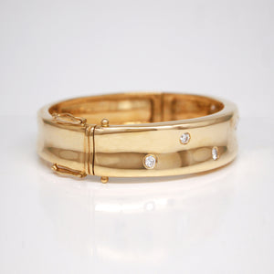 14K Yellow Gold Flush-Set Diamond Bangle Bracelet