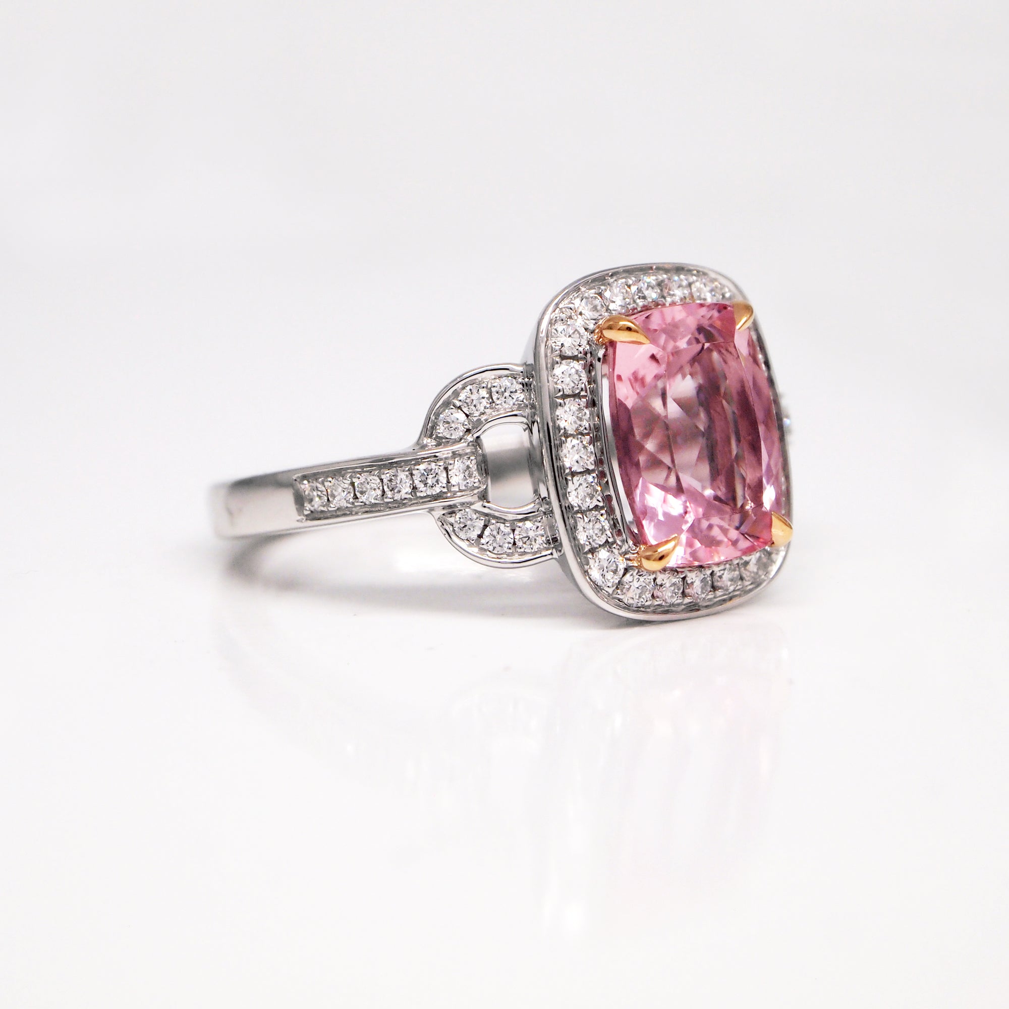 18K White Gold Morganite and Diamond Ring