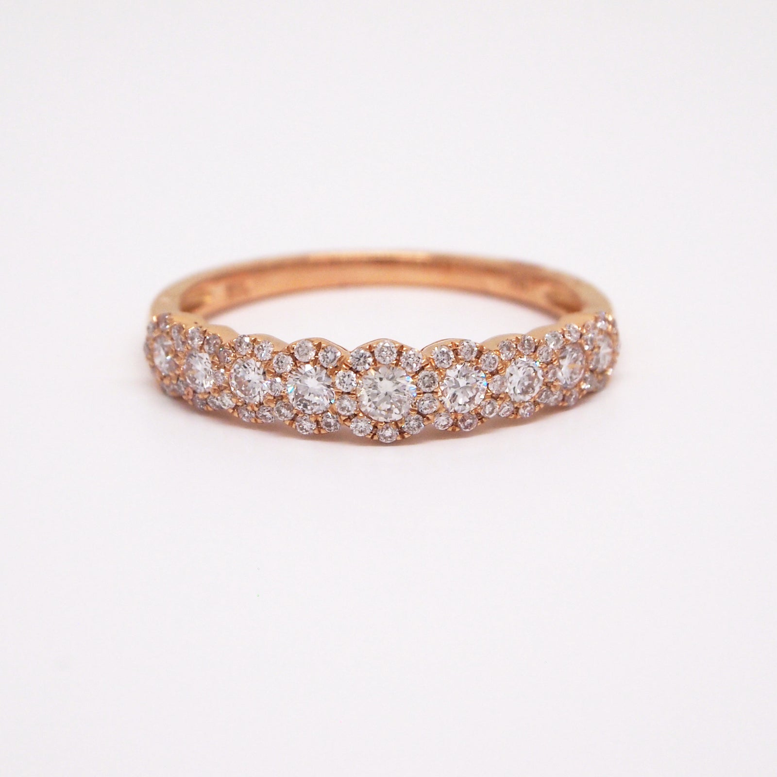 18K rose gold "Scalloped Halo" diamond wedding band