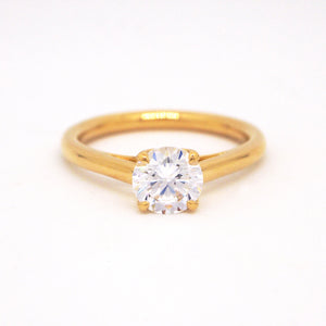 Point Of Love 18K Yellow Gold Diamond Solitaire Engagement Ring With Diamond Point