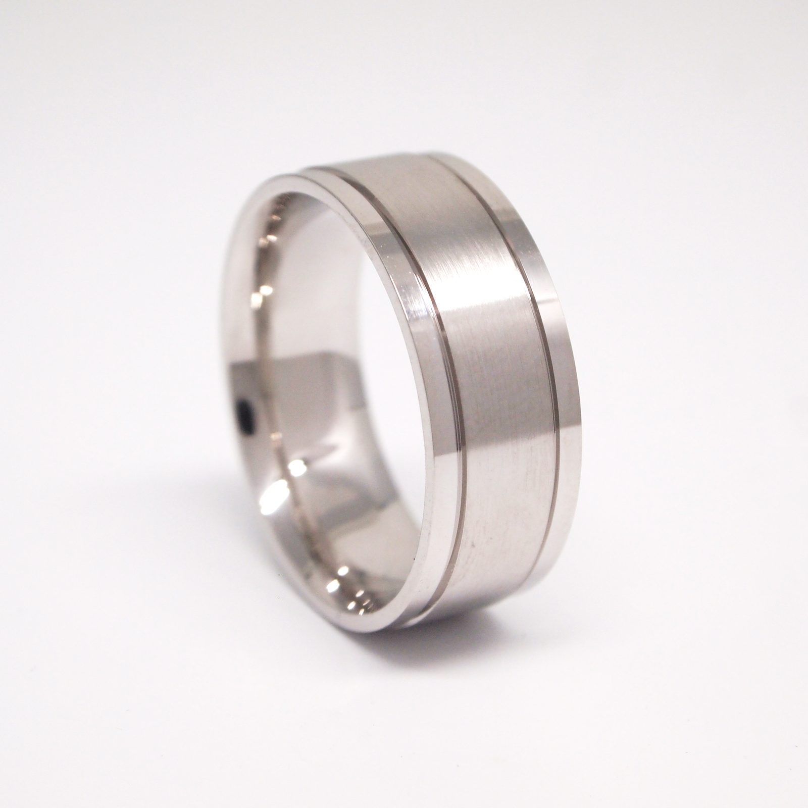 14K White Gold 8mm Satin Center Channel Men's Wedding Band