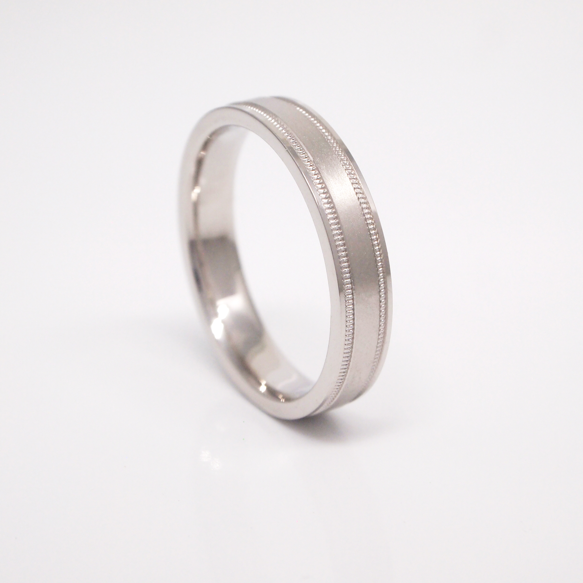14K White Gold Milgrain Men's Wedding Band | Judith Arnell - Judith 14K White Gold Milgrain Men's Wedding Band | Judith Arnell - Judith
