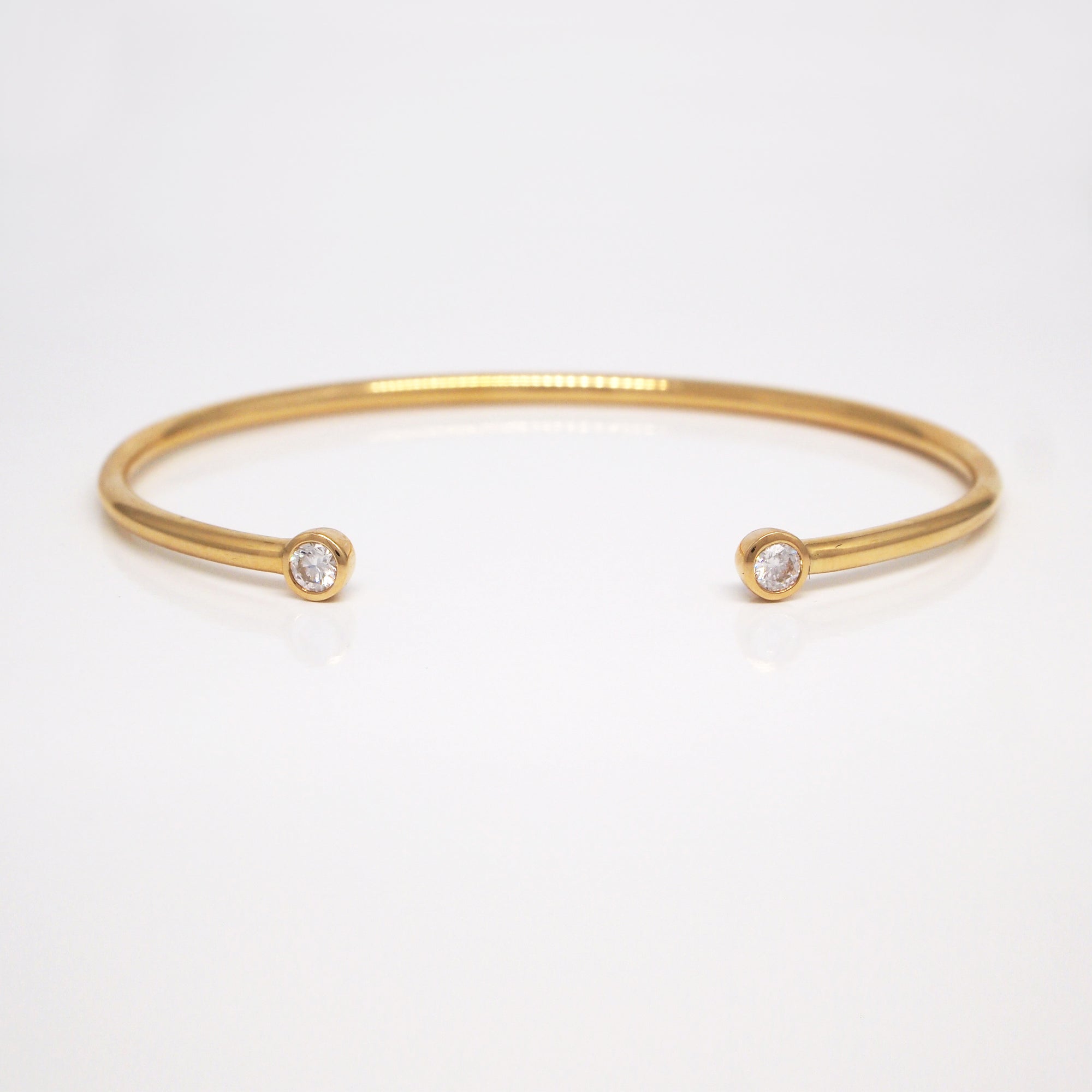 18K Yellow Gold Diamond Bangle