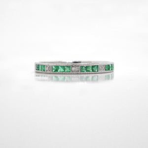 14K White Gold Emerald And Diamond Band