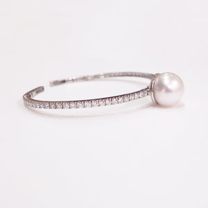 18K White Gold South Sea Pearl and Diamond Bangle Bracelet