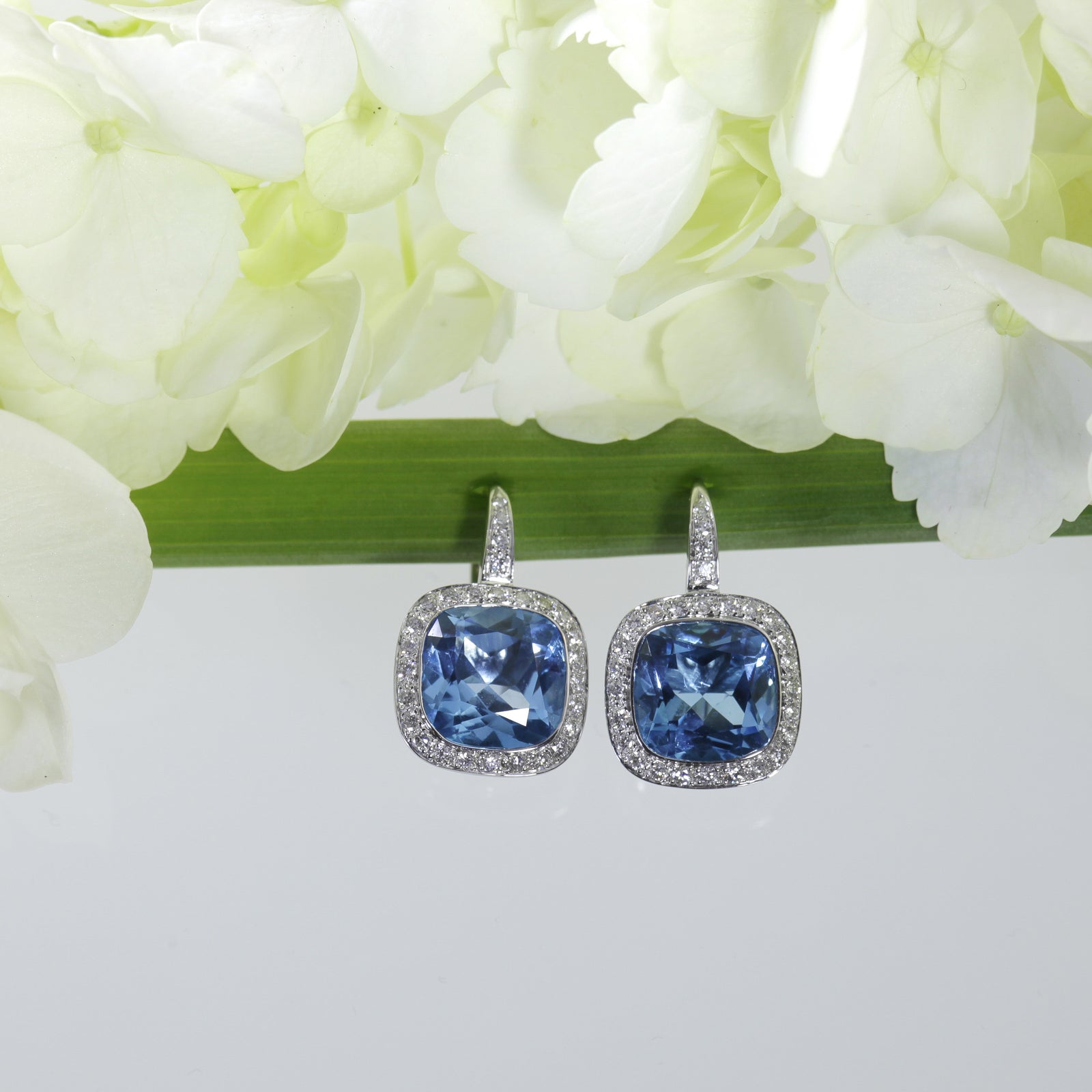 18K White Gold Blue Topaz And Diamond Earrings7