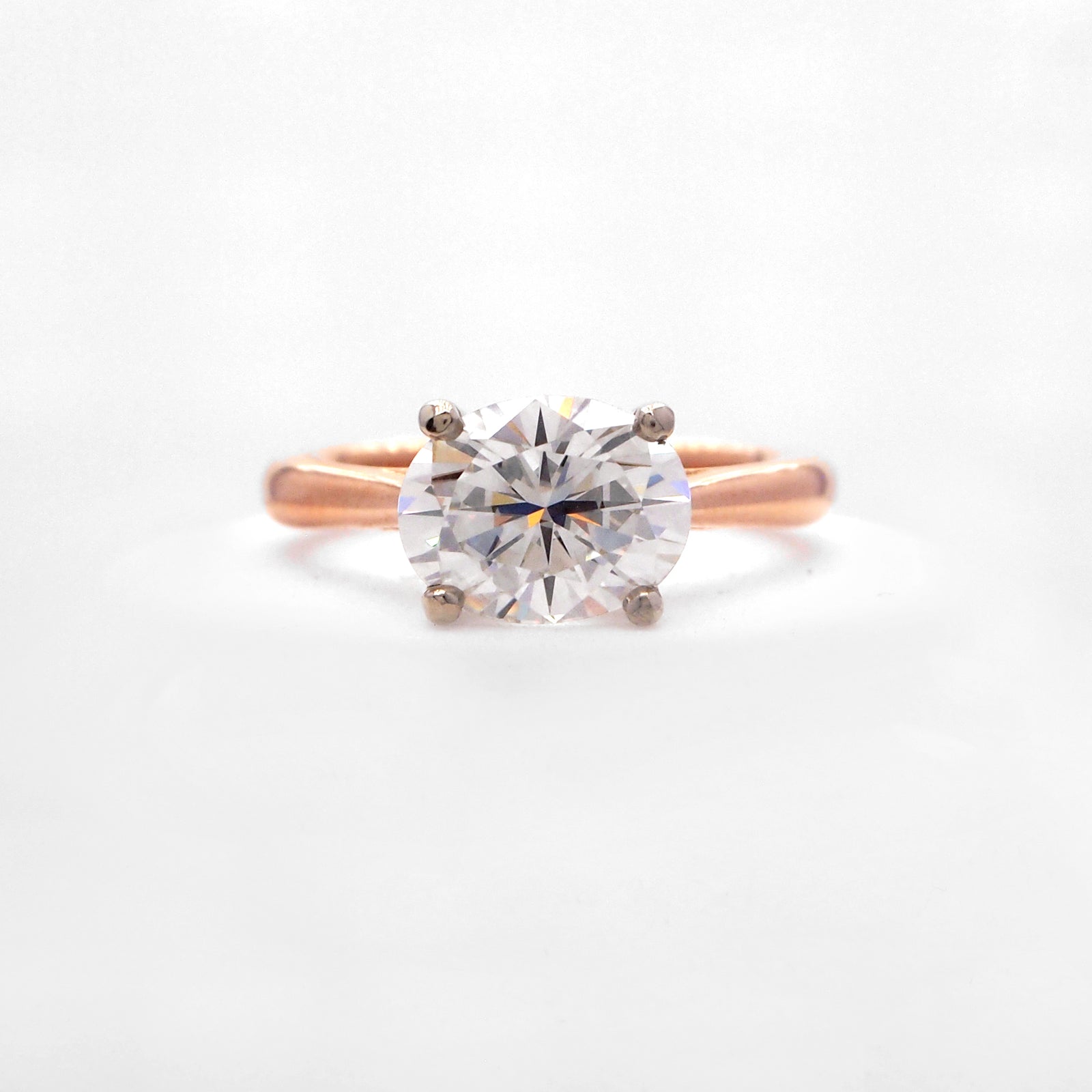 18K White And Platinum Gold Solitaire Engagement Ring