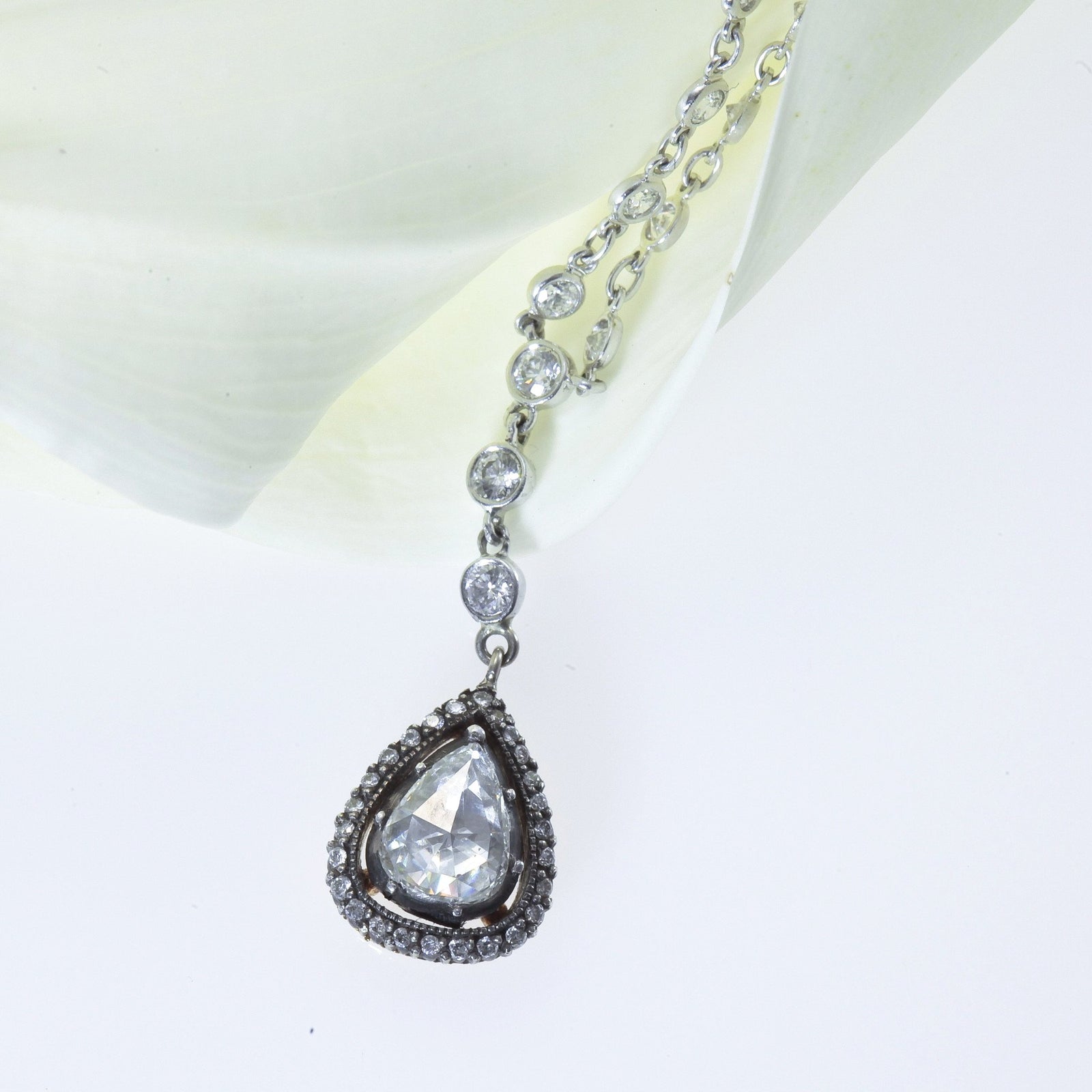 18K White And Yellow Gold Rose Cut Diamond Pendant