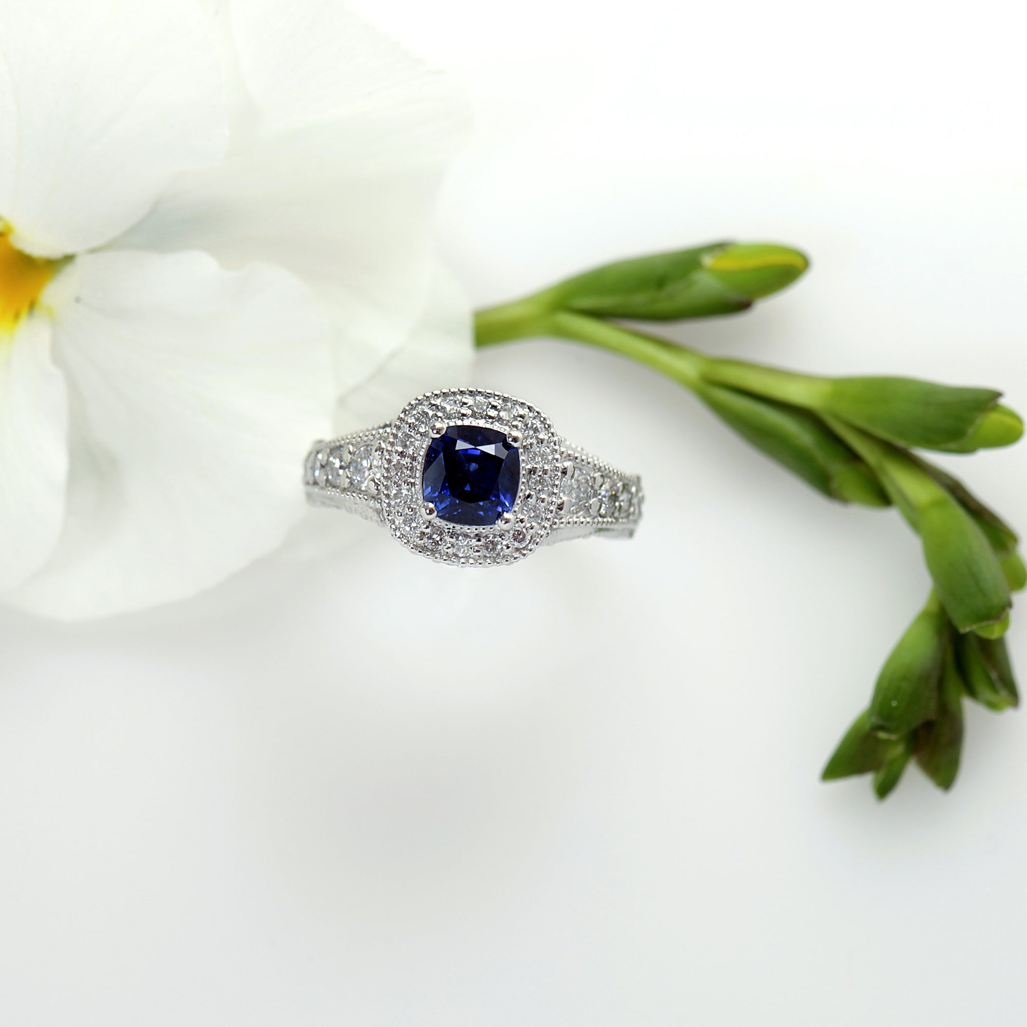Platinum Natural Unheated Untreated Sapphire And Diamond Ring