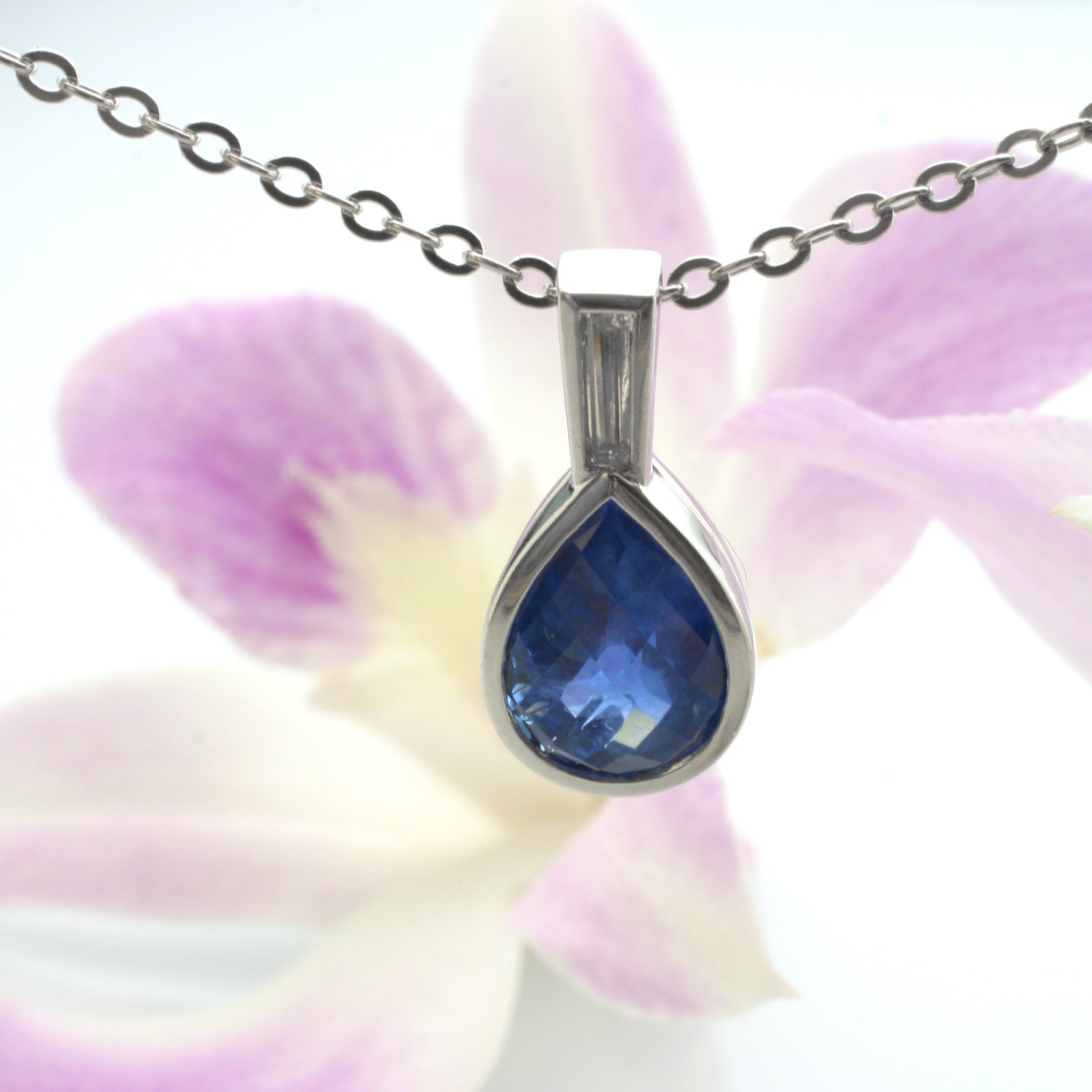 14K White Gold Pear Sapphire Necklace