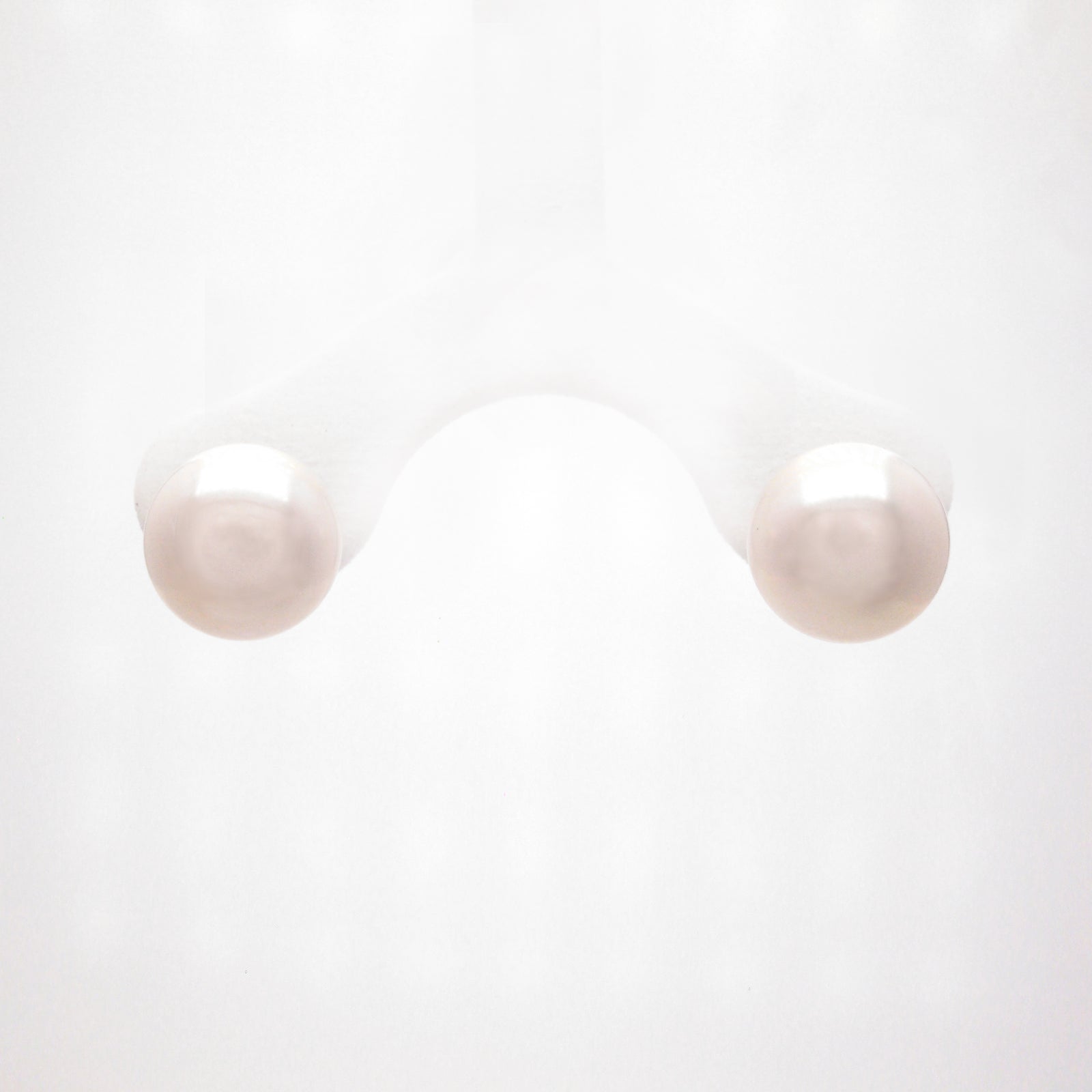 14K White Gold Freshwater Pearl Stud Earrings