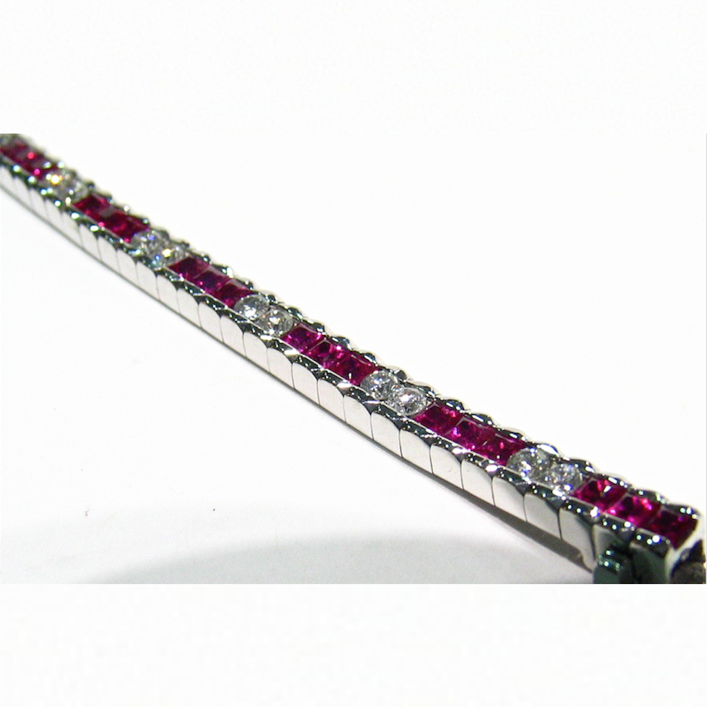 18K White Gold Diamond and Ruby Bracelet